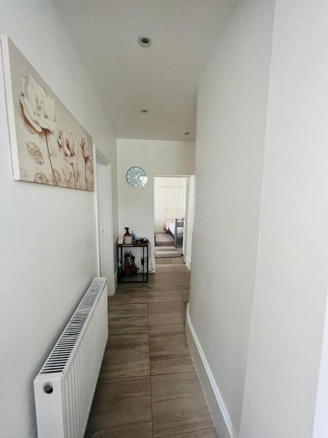 2 Bedroom Apartment Close To Camden Town 伦敦 外观 照片